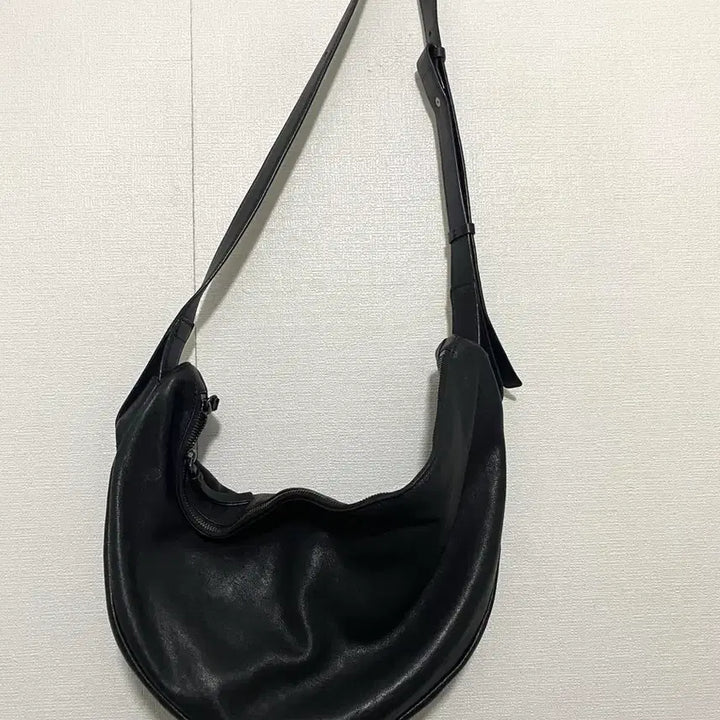 [SOLD OUT] 파사드 패턴 스티브 백