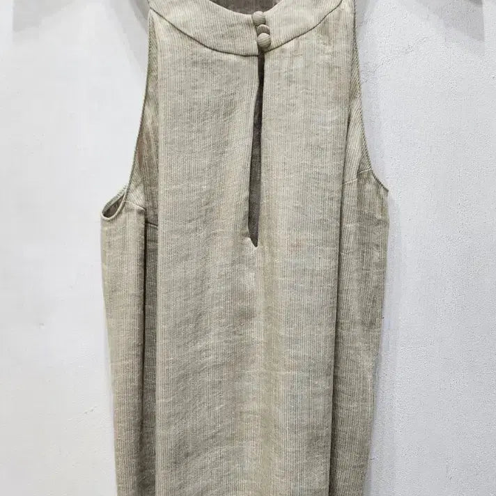 [SOLD OUT] 발렌시아가 민소매 탑 36 (55~55반)