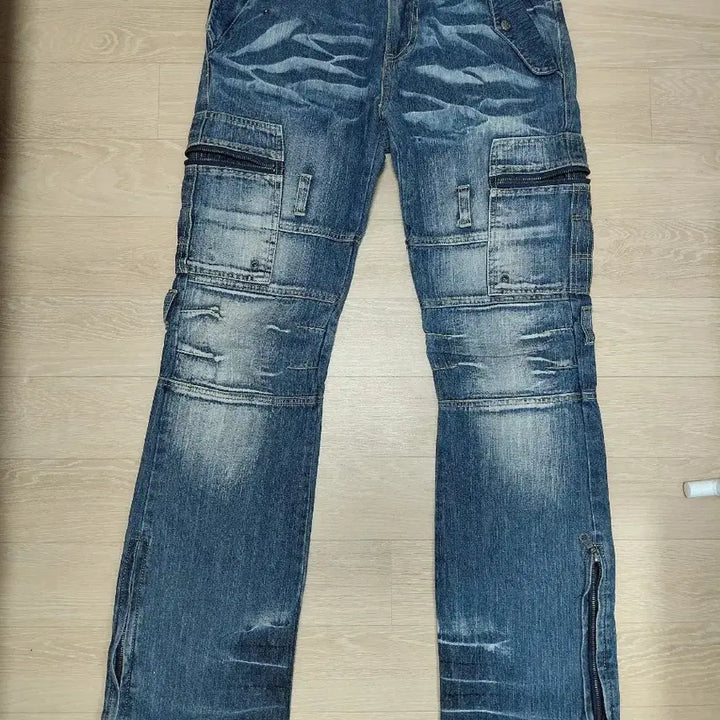 [BUNJANG] Vintage Washed Cargo Multi-Pocket Detail Pants / 빈티지 카고 워싱 멀티포켓 디테일 팬츠