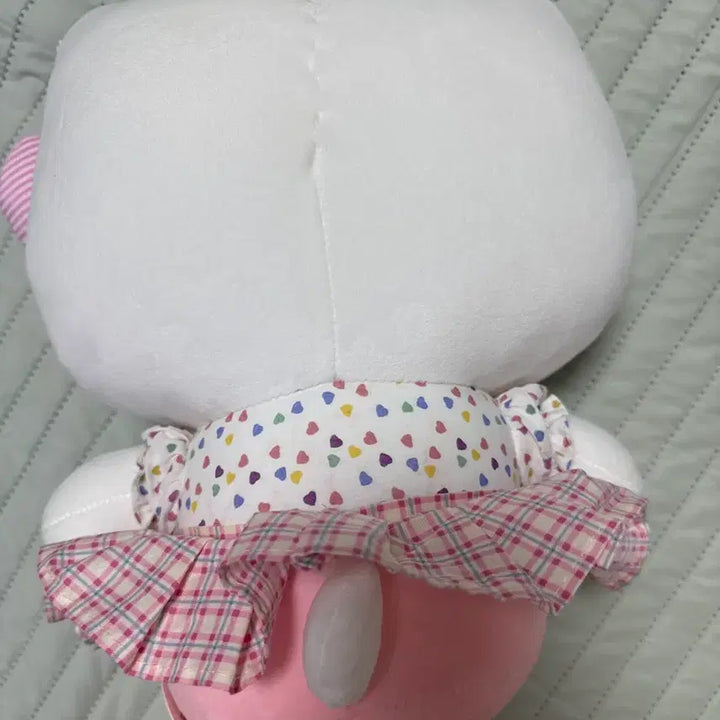 [BUNJANG] Hello Kitty Medium-Large Plush Toy New With Tag / 헬로키티 중대형 인형 새상품 택 있음