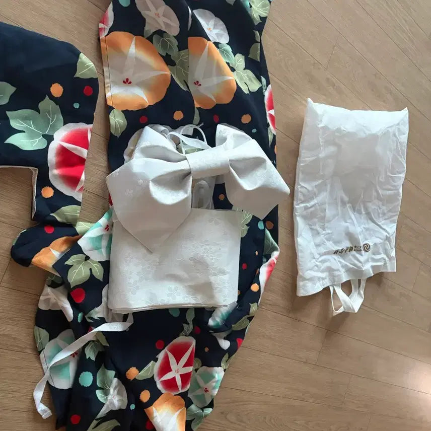 [BUNJANG] Japanese Yukata Set with Morning Glory Pattern / 일본 유카타 기모노 나팔꽃무늬