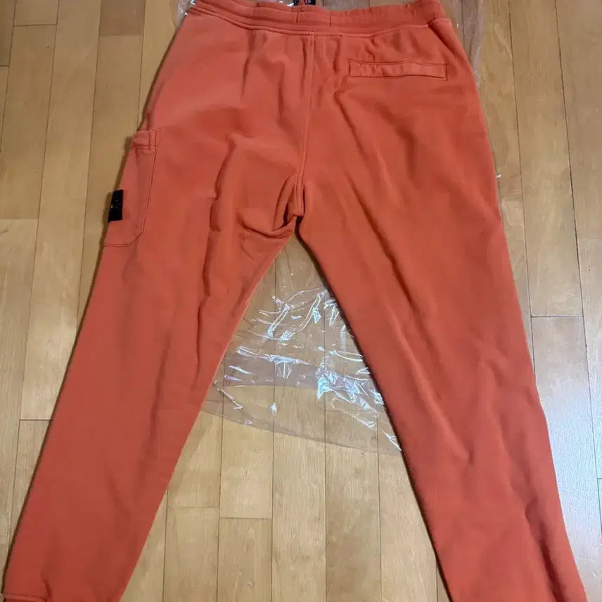 [BUNJANG] Stone Island Brushed Cotton Fleece Cargo Sweatpants / (새제품) 스톤아일랜드 브러시드 플리스 조거 팬츠