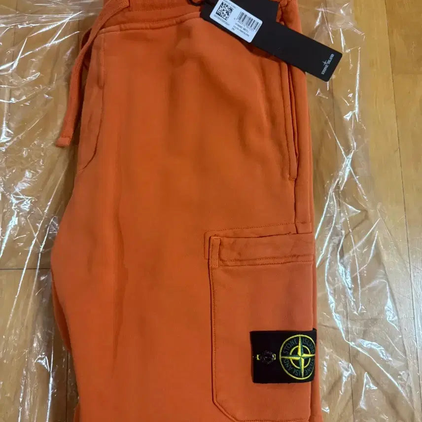 [BUNJANG] Stone Island Brushed Cotton Fleece Cargo Sweatpants / (새제품) 스톤아일랜드 브러시드 플리스 조거 팬츠