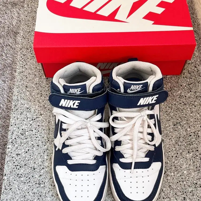 [BUNJANG] Nike Court Borough Mid 2 White/Blue GS UK 3.5 / 나이키 코트 버로우 미드2 화이트/블루