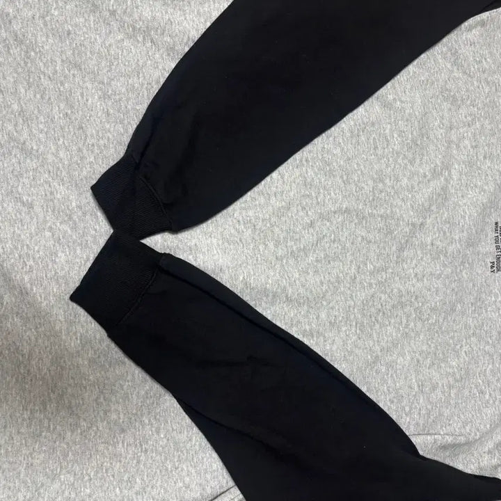 [SOLD OUT] 일본판 퍼플앤옐로우 맨투맨 사이즈 105
