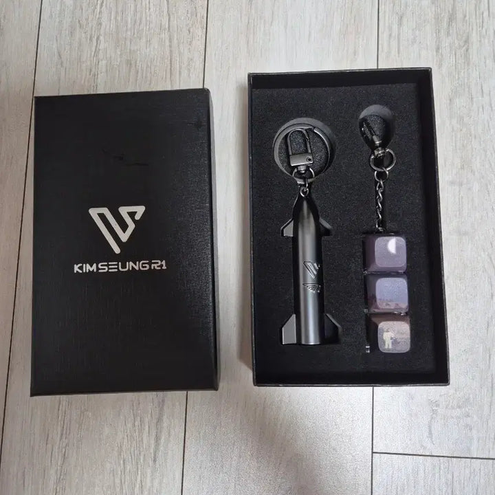 [SOLD OUT] 김승리 작년 아수라 굿즈