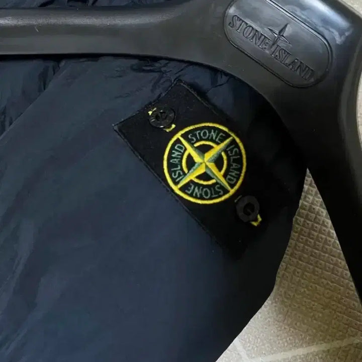 [BUNJANG] Stone Island Crinkle Reps Padded Jacket Dark Navy / (18fw/s사이즈) 스톤아일랜드 크링클랩스 패딩 다크네이비