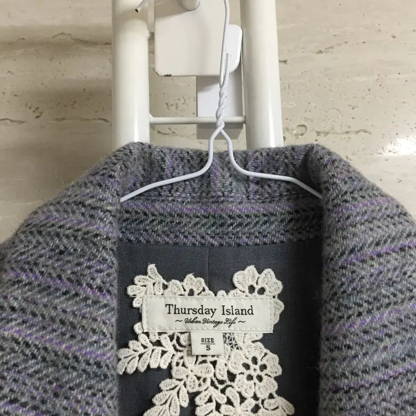 [BUNJANG] Thursday Island Wool Jacket S / 써스데이아일랜드 울 자켓 S