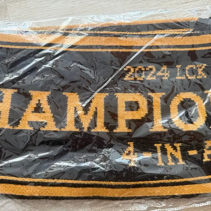 [BUNJANG] Gen.G 2024 LCK Spring Championship Victory Muffler / 젠지 2024 LCK 스프링 우승 기념 머플러