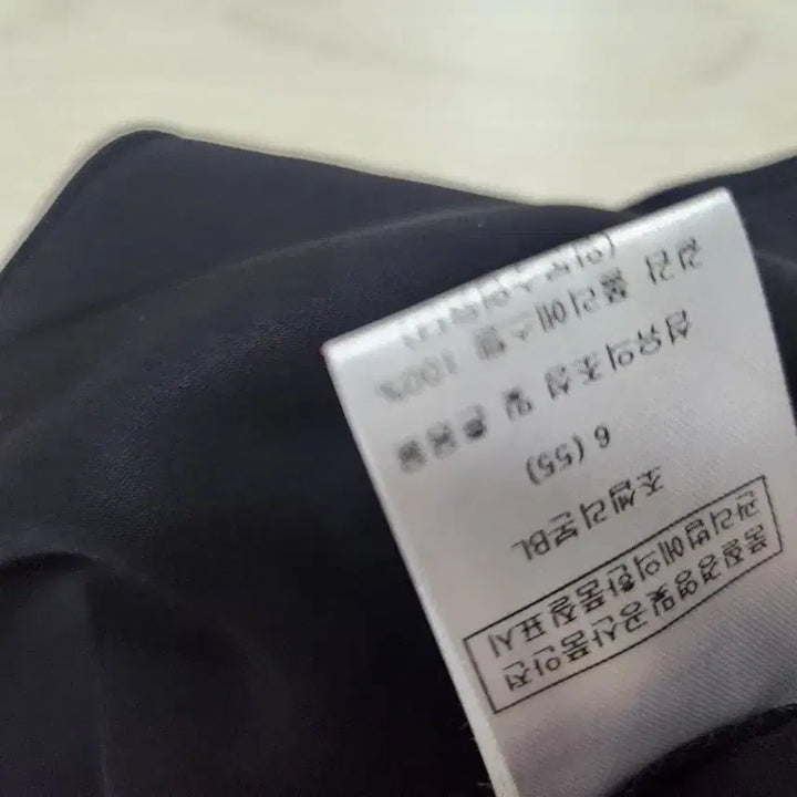 [BUNJANG] JENNY.K Black Knot Design Blouse / 블랙 매듭 디자인 블라우스
