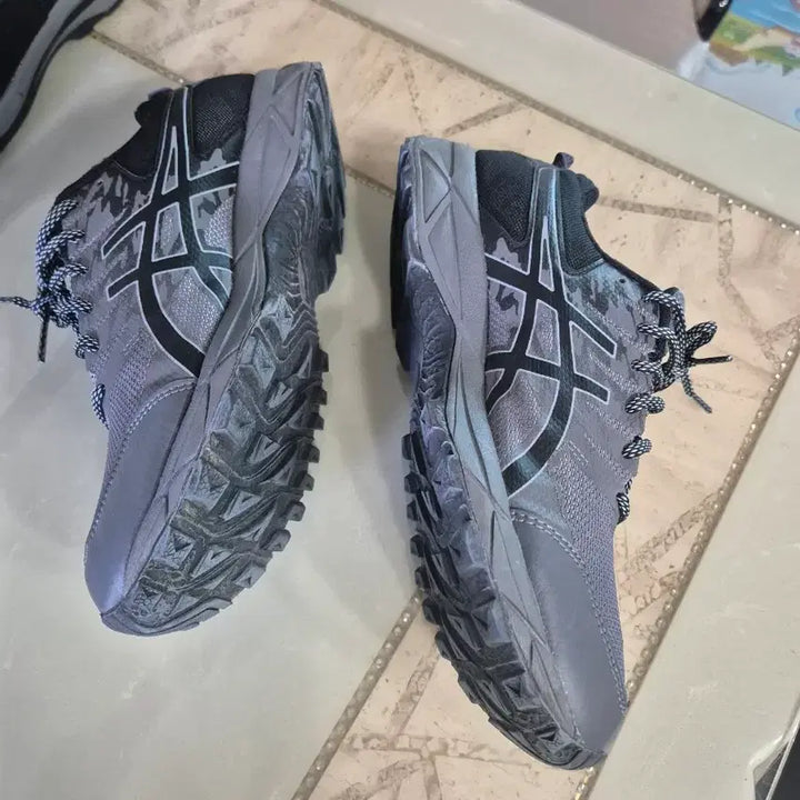 [SOLD OUT] 가격인하~아식스 젤 소노마 3 T725N9790 회색