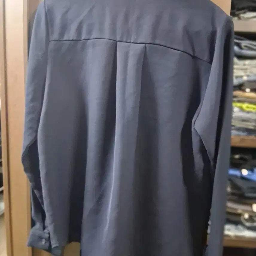[BUNJANG] Victoria Long Sleeve Shirt (S) / Victoria 블랙 긴팔 셔츠(S)