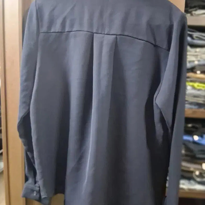 [BUNJANG] Victoria Long Sleeve Shirt (S) / Victoria 블랙 긴팔 셔츠(S)
