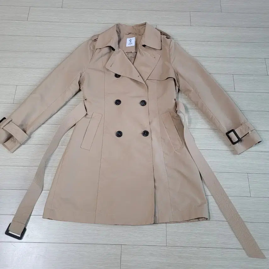 [SOLD OUT] LPGA 베이지 색상 여성 트렌치코트 95
