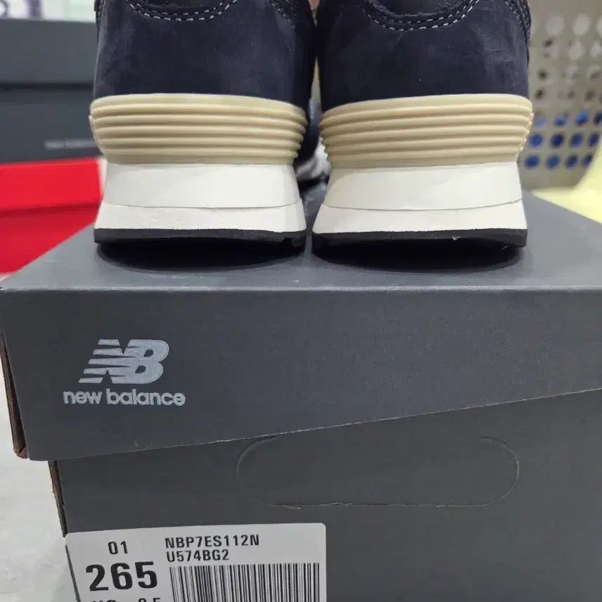 [BUNJANG] New Balance x Pottery 574 Premium Hard Navy Sneakers / 뉴발란스 x 포터리 574 프리미엄 하드 네이비 팝니다