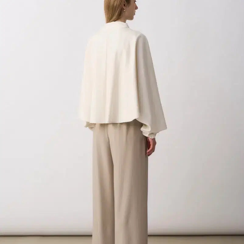 [BUNJANG] The Cashmere Dolman Sleeve Zip-up Jumper / 더캐시미어 26신상 돌먼 슬리브 집업 점퍼 (cream)