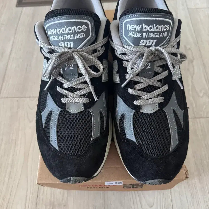 [BUNJANG] New Balance 991 V2 Made in England Black Sneakers / 뉴발란스 991 V2 블랙 메이드인잉글랜드