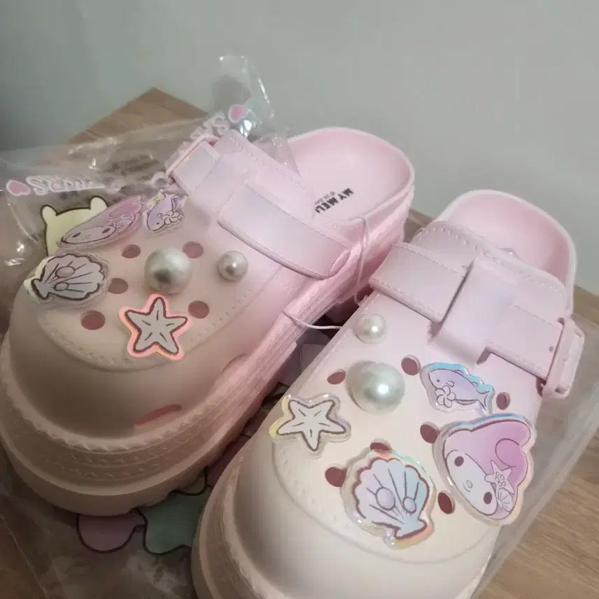 [BUNJANG] Sanrio My Melody 8cm Platform Crocs Slippers (Size 35-36) / 산리오 정품 마이멜로디 8센치 통굽 크록스 230/35-36