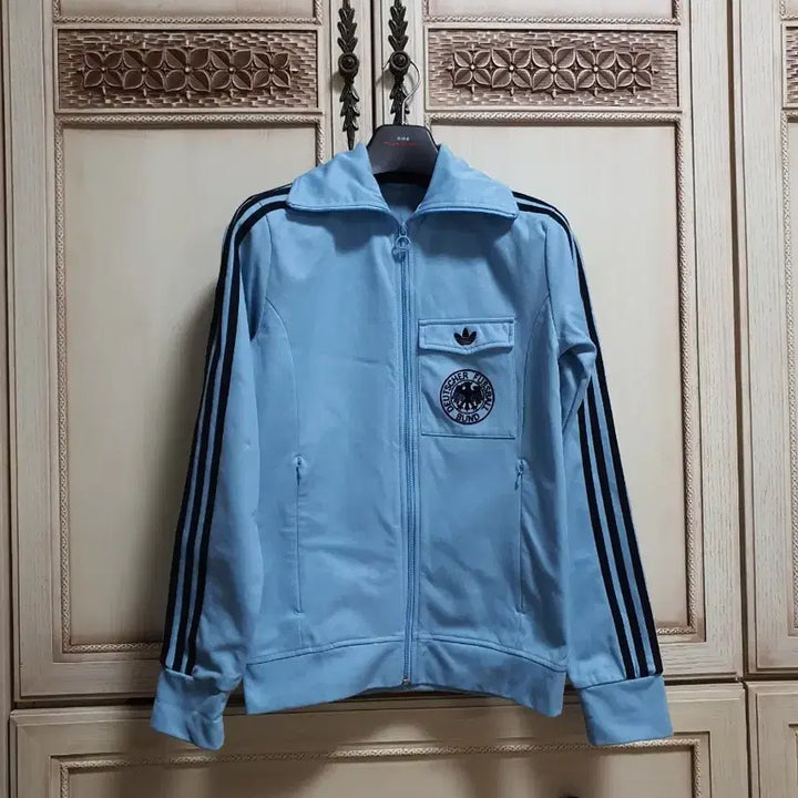 [BUNJANG] Adidas Rare German Track Top Jacket Zip-up Uniform Sky Blue Soda 90s / 아디다스 희귀 독일 져지 트랙탑자켓 집업 유니폼 스카이블루 소다 90 s