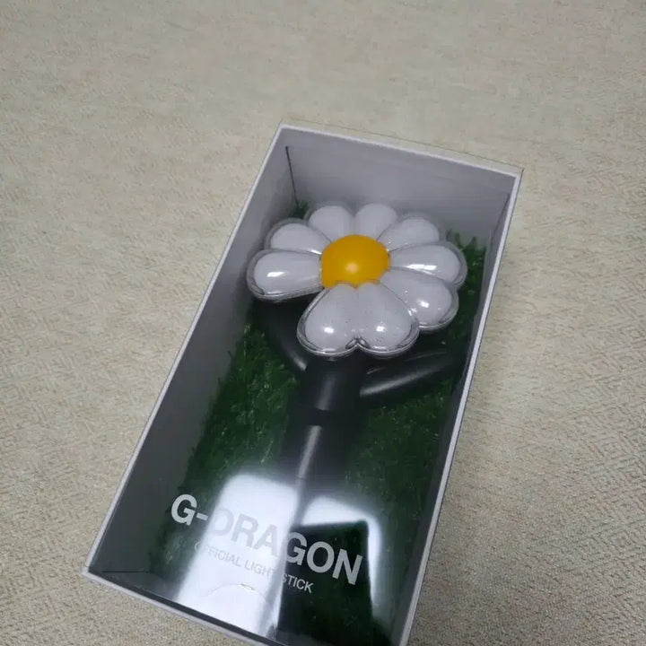 [BUNJANG] G-Dragon Daisy Ball Official Lightstick / (공식)지드래곤 데이지봉 원가이하