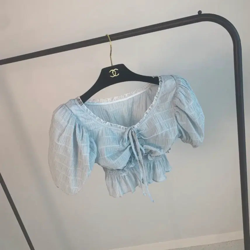 [BUNJANG] Ruffle Crop Blouse / [새상품] 프릴 크롭 블라우스