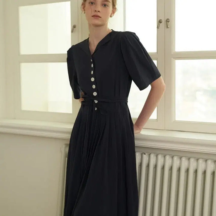 [BUNJANG] Flove Fleur Dress Long Navy Dress / 플로브 22년 플뢰르 드레스 롱 원피스 반팔 퍼프 벌룬 네이비 리본하객룩