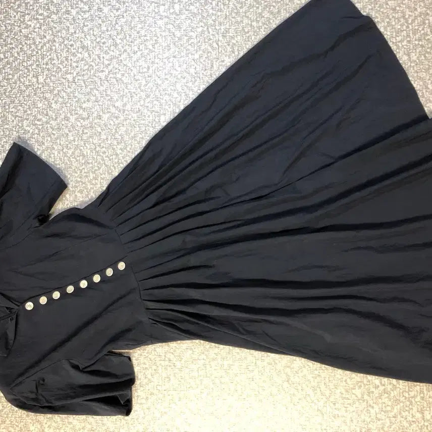 [BUNJANG] Flove Fleur Dress Long Navy Dress / 플로브 22년 플뢰르 드레스 롱 원피스 반팔 퍼프 벌룬 네이비 리본하객룩