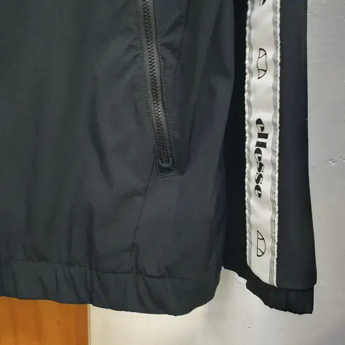 [BUNJANG] ellesse 엘레쎄 바람막이(105) / ellesse 엘레쎄 바람막이(105)