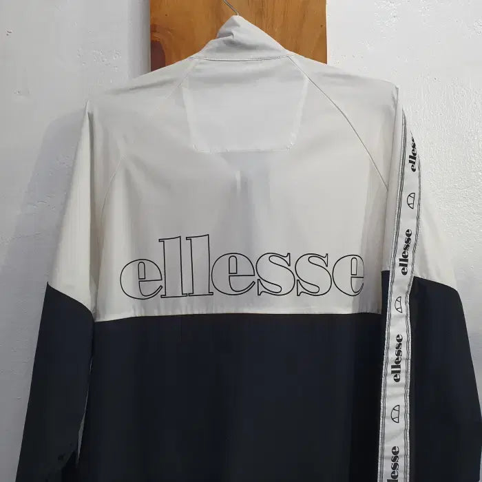 [BUNJANG] ellesse 엘레쎄 바람막이(105) / ellesse 엘레쎄 바람막이(105)
