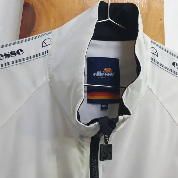 [BUNJANG] ellesse 엘레쎄 바람막이(105) / ellesse 엘레쎄 바람막이(105)