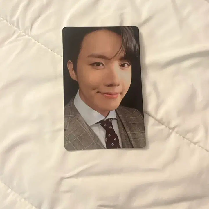[BUNJANG] BTS Map of the Soul 7 J-Hope Photocard / 방탄 map of the soul 7 제이홉 포카 양도합니다!!