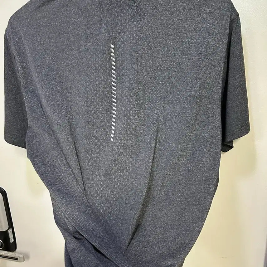 [BUNJANG] Fitz Roy Charcoal Short Sleeve T-Shirt / 피츠로이 반팔 티셔츠 차콜