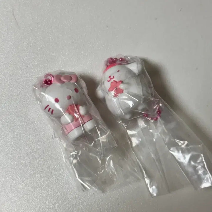 [BUNJANG] 일괄) 산리오 원톤 벚꽃 사쿠라 키링 가챠 메지루시 / 일괄) 산리오 원톤 벚꽃 사쿠라 키링 가챠 메지루시