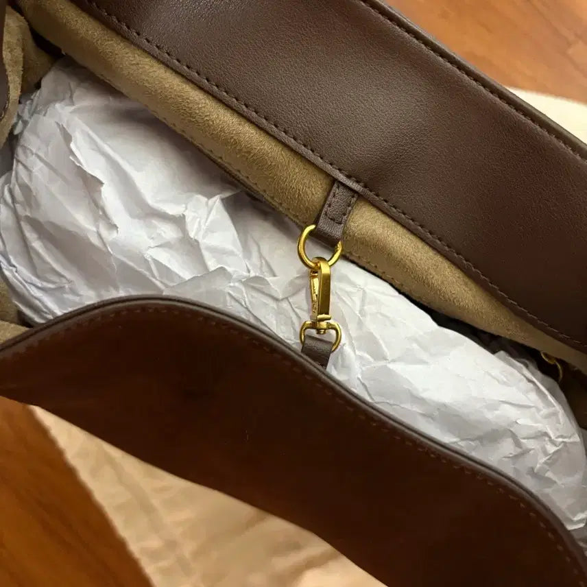 [BUNJANG] Siyaju Suede Piren Bag (Brown) / 시야쥬 Suede Piren Bag (브라운) | 스웨이드 가방