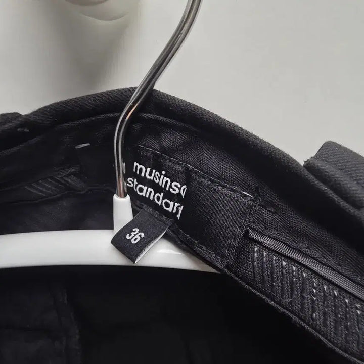 [BUNJANG] Musinsa Standard Tapered Fit Slacks (Black) / 무신사 스탠다드 테이퍼드핏 슬랙스 36사이즈