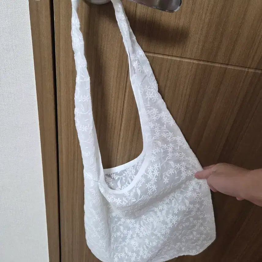 [BUNJANG] Mucu &amp; Ebony Lace Bag / 새상품) 무쿠앤에보니 레이스 가방