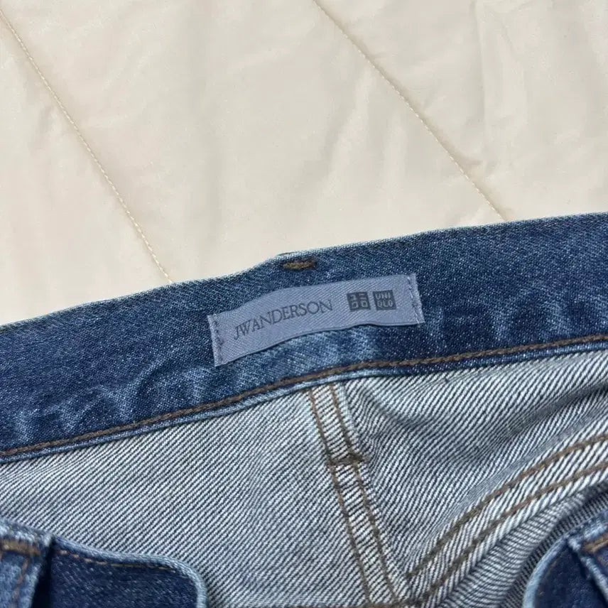 [BUNJANG] Uniqlo JW Anderson Straight Jeans / [36] 유니클로 JWA 스트레이트진 64블루 중청 JW앤더슨
