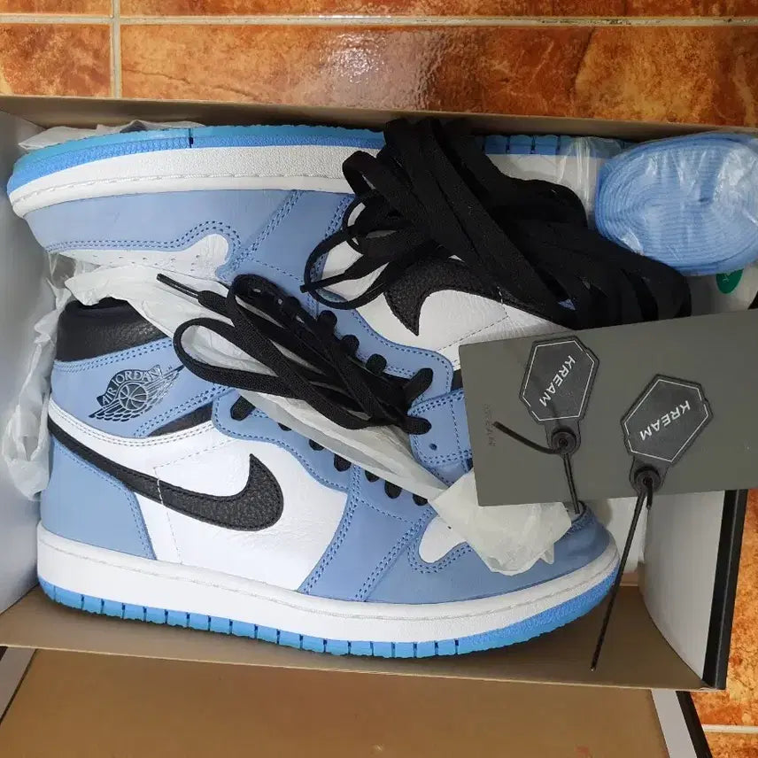 [BUNJANG] Nike Jordan 1 Chicago High Top Sneakers / 나이키 조던1 유블 하이 290 사이즈