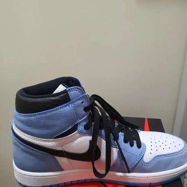 [BUNJANG] Nike Jordan 1 Chicago High Top Sneakers / 나이키 조던1 유블 하이 290 사이즈