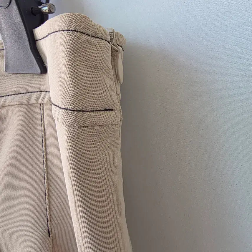 [BUNJANG] Beige Pleated Mini Skirt with Back Elastic Band (L) / L / 뒷밴딩 베이지 미니스커트