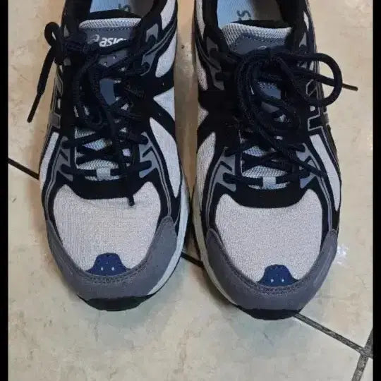 [BUNJANG] ASICS GEL-Venture 6 Hiking Trekking Shoes / 아식스젤벤처6