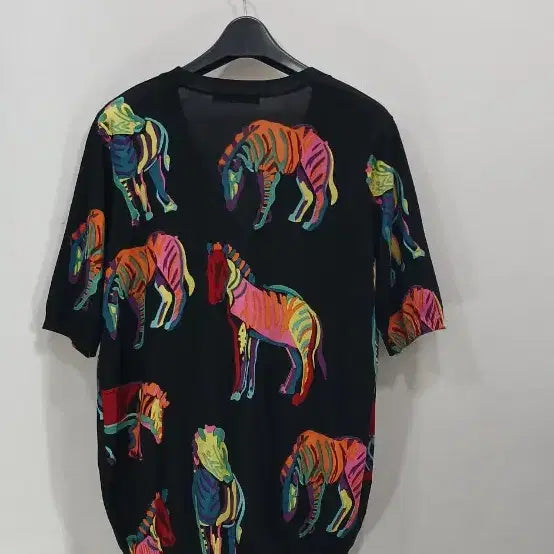 [BUNJANG] MAXZA Short-Sleeve Cardigan Zebra Pattern Black / MAXZA 반팔 가디건 블랙 얼룩말 패턴