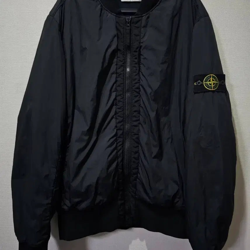 [BUNJANG] Stone Island Crinkle Reps Bomber Jacket XL / [백화점판/S급] 스톤아일랜드 크링클랩스 봄버 자켓 105 / XL