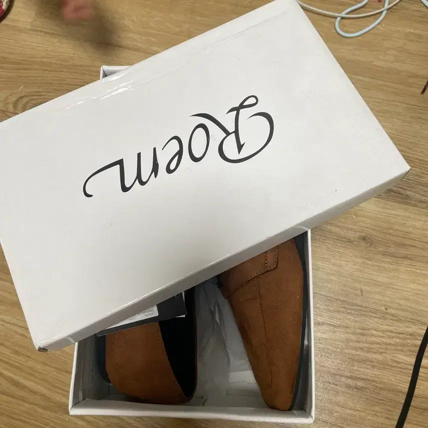 [BUNJANG] Roem Suede Loafers (Size 245) / 로엠 스웨이드 로퍼 245 새상품 팝니다