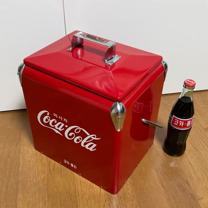 [BUNJANG] Coca-Cola Ice Box Plastic and Metal Construction / 마시자 코카콜라 아이스박스/ 콜라 제외