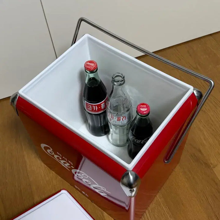 [BUNJANG] Coca-Cola Ice Box Plastic and Metal Construction / 마시자 코카콜라 아이스박스/ 콜라 제외