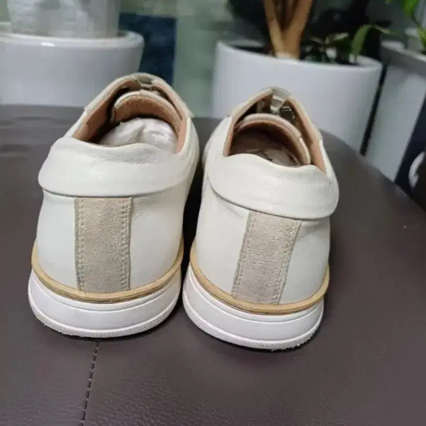 [BUNJANG] Daks Leather Sneakers (Size 255) / 닥스 가죽 스니커즈 (255사이즈)
