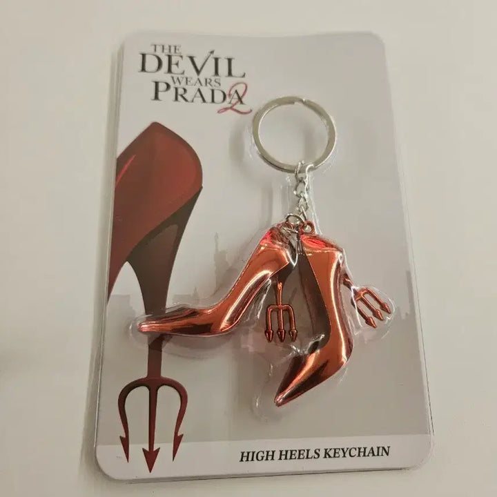[BUNJANG] The Devil Wears Prada 2 Heel Keyring &amp; ID Card Keyring / 악마는 프라다를 입는다2 힐 키링 &amp; 사원증 키링 새상품
