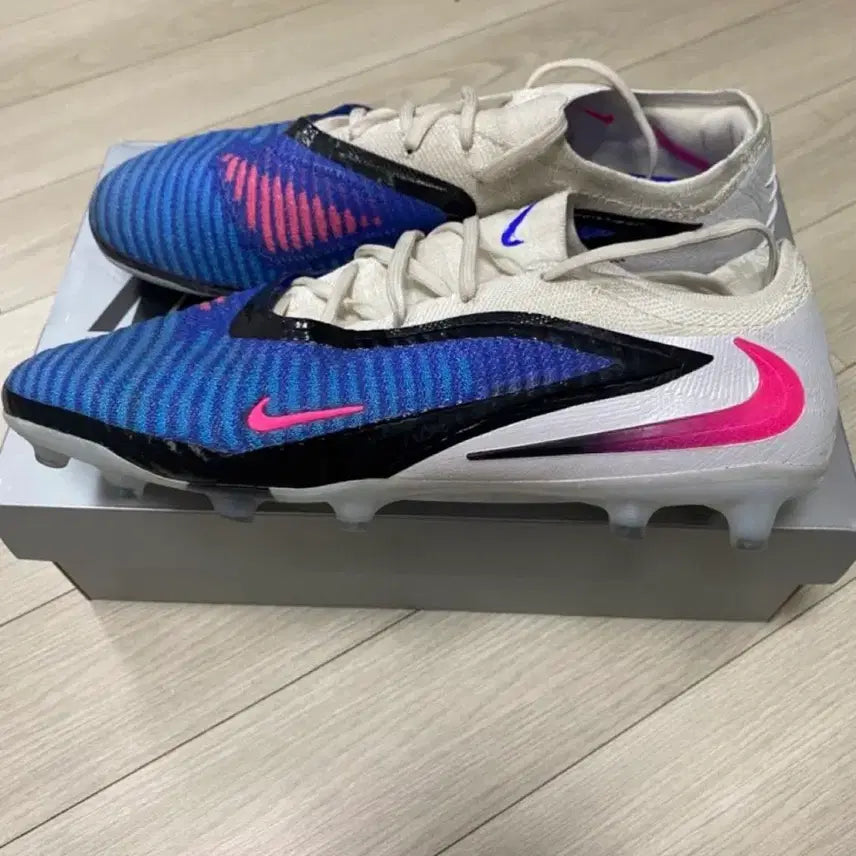 [SOLD OUT] 나이키 축구화 팬텀 6 ag 275