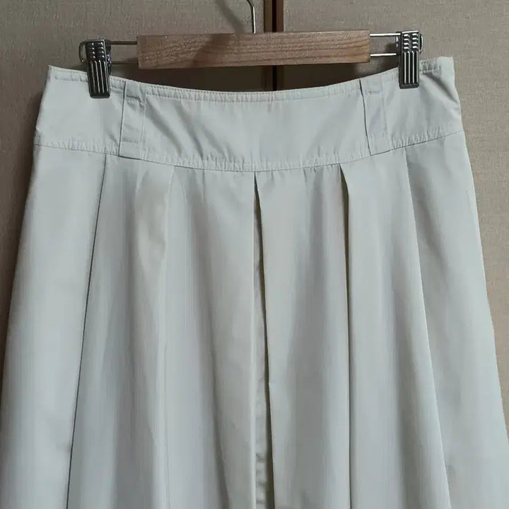[BUNJANG] Celeb Shop Pleated Long Skirt / Celeb shop 셀렙샾  플리츠 롱 스커트 66